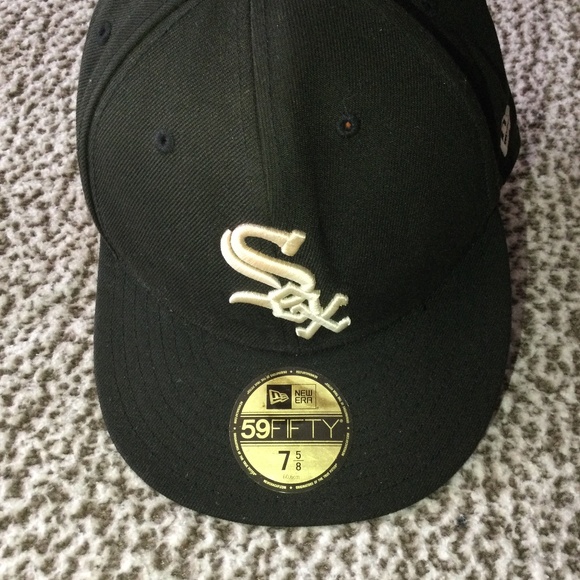 MLB Chicago White Sox Fitted Hat/Cap/Baseball Cap - Picture 2 of 5